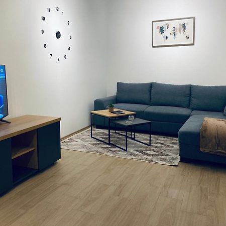 Om Apartment Подгорица Экстерьер фото